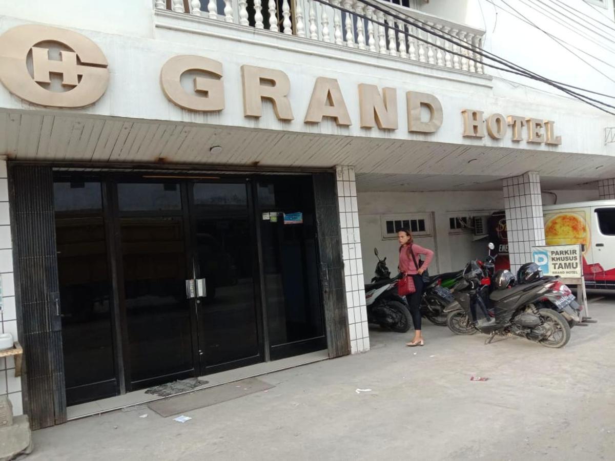 Grand Hotel Pemangkat 외부 사진